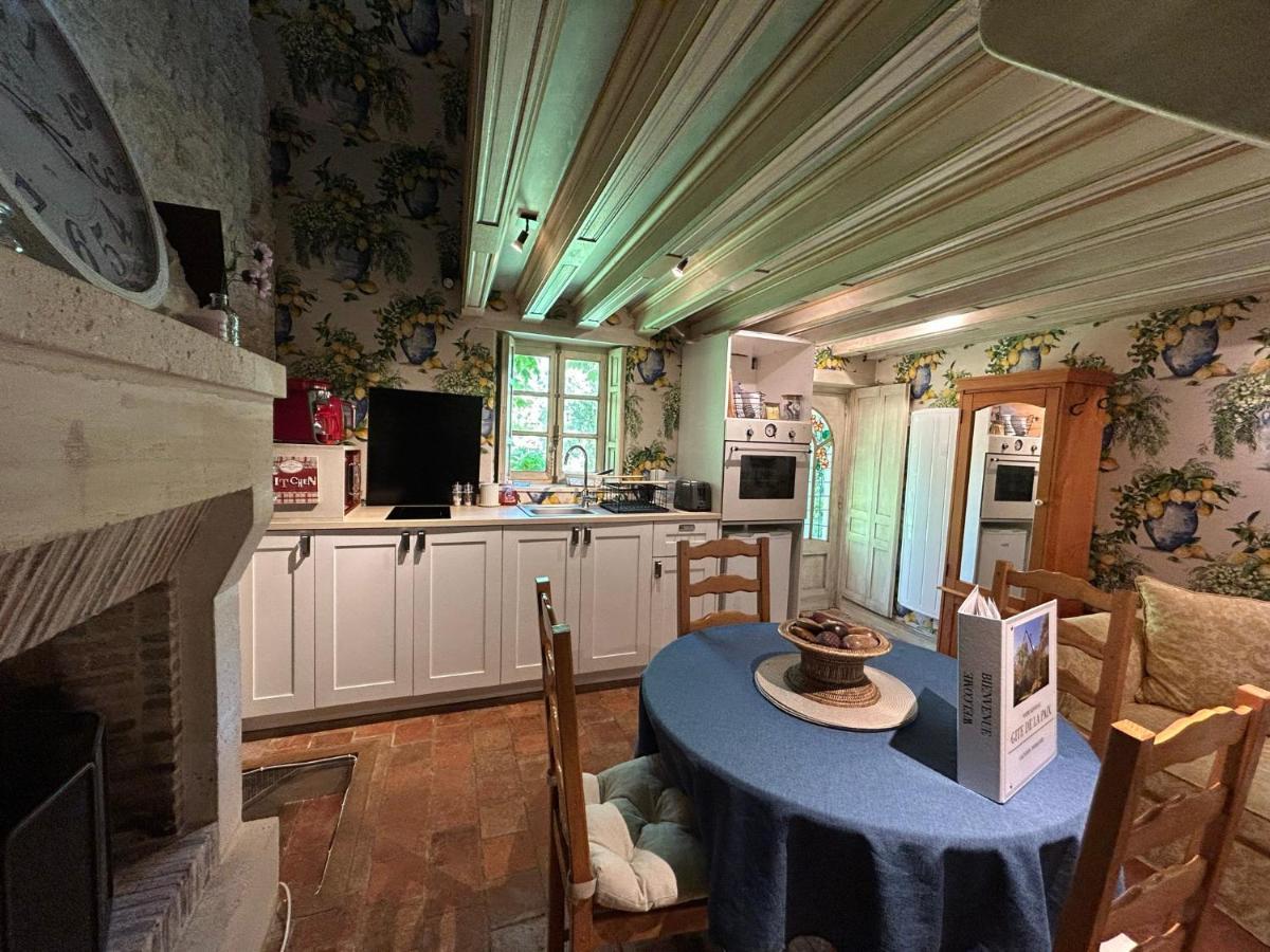 Charmant Logement Dans Un Ecrin De Verdure Le Manoir  エクステリア 写真